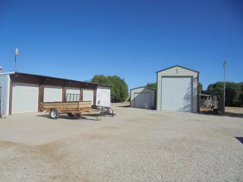 Exterior - 2265 E Chanslor Way, Blythe, CA 92225 photo 13 of 18