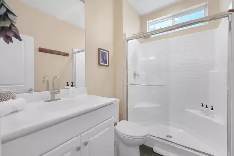 Bath - 82801 Wheatley Ct, Indio, CA 92201 photo 1 of 4