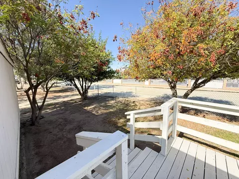 Exterior - 28495 Roan Ranch Rd, Menifee, CA 92585 photo 7 of 17