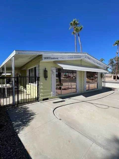 32811 Desert Moon Dr, Thousand Palms, CA 92276