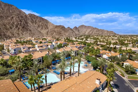 View/Area - 48643 Legacy Dr, La Quinta, CA 92253 photo 9 of 12