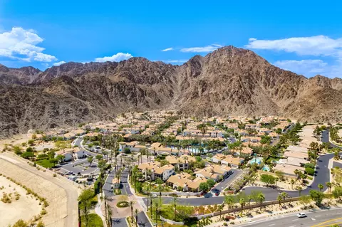 View/Area - 48643 Legacy Dr, La Quinta, CA 92253 photo 6 of 12