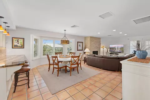 Dining - 8395 Emerson Ave, Yucca Valley, CA 92284 photo 3 of 4