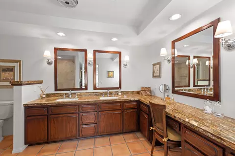 Bath - 8395 Emerson Ave, Yucca Valley, CA 92284 photo 1 of 3