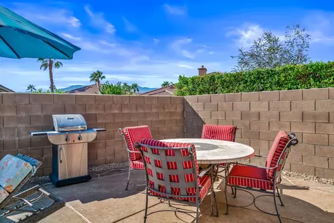 Exterior - 80607 Prestwick Pl, Indio, CA 92201 photo 6 of 14