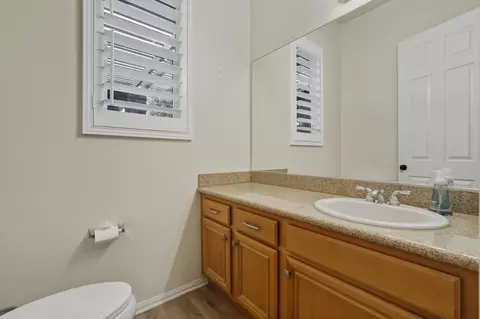 Bath - 49465 Lewis Rd, Indio, CA 92201 photo 1 of 4