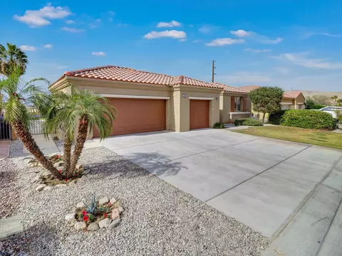 42073 Hideaway St, Indio, CA 92203 photo 2