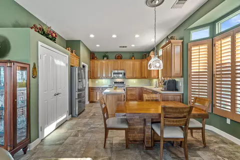 Kitchen - 44327 Royal Lytham Dr, Indio, CA 92201 photo 1 of 6