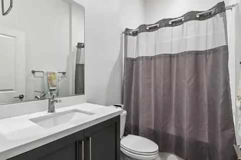Bath - 82740 Timber Creek Way, Indio, CA 92201 photo 4 of 7