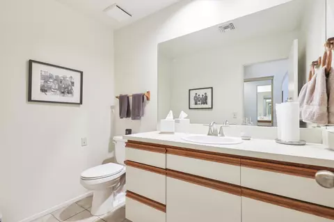 Bath - 79170 Starlight Ln, Bermuda Dunes, CA 92203 photo 1 of 4