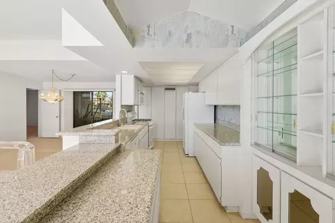 Kitchen - 42540 Baracoa Dr, Bermuda Dunes, CA 92203 photo 1 of 4