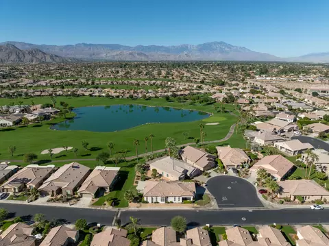 View/Area - 80729 Braemar Ct, Indio, CA 92201 photo 4 of 13