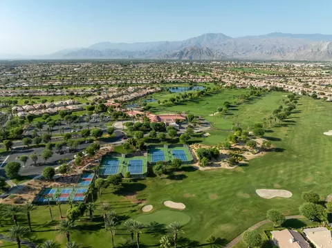 View/Area - 80729 Braemar Ct, Indio, CA 92201 photo 10 of 13