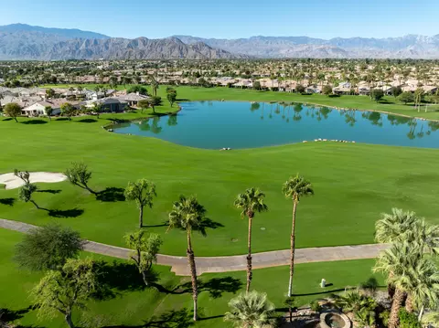 View/Area - 80729 Braemar Ct, Indio, CA 92201 photo 5 of 13