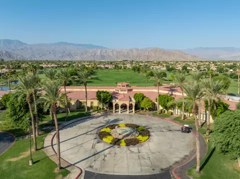 View/Area - 80729 Braemar Ct, Indio, CA 92201 photo 6 of 13