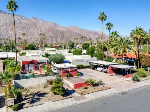 525 S Thornhill Rd, Palm Springs, CA 92264