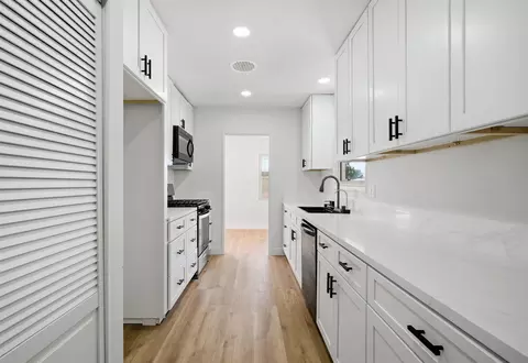 Entry Way - 82624 Kenner Ave, Indio, CA 92201 photo 2 of 2