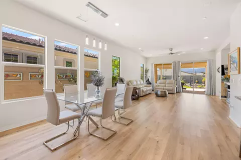 25 Pinot Noir, Rancho Mirage, CA 92270