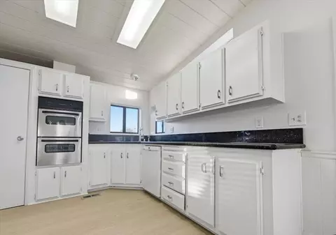33170 Laredo Cir, Thousand Palms, CA 92276 photo 5