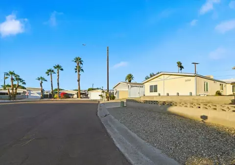 33170 Laredo Cir, Thousand Palms, CA 92276 photo 22