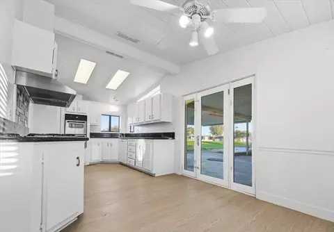 33170 Laredo Cir, Thousand Palms, CA 92276 photo 6