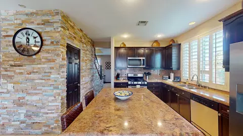 Kitchen - 80935 Avery Dr, Indio, CA 92201 photo 6 of 6