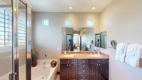 Bath - 80935 Avery Dr, Indio, CA 92201 photo 5 of 5