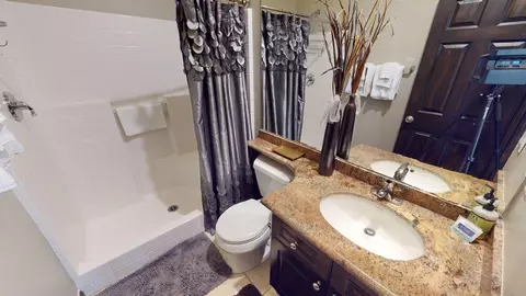 Bath - 80935 Avery Dr, Indio, CA 92201 photo 1 of 5