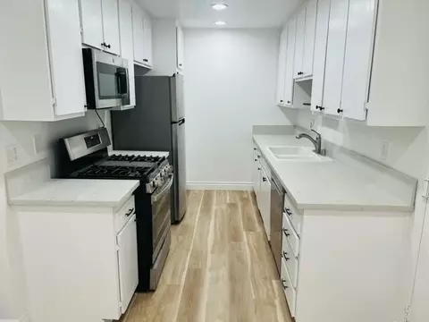 511 D St, Upland, CA 91786