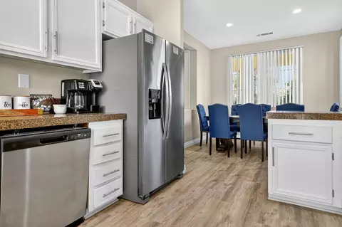 Kitchen - 80741 Desert Spur Dr, Indio, CA 92201 photo 3 of 4