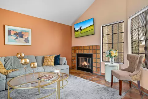 Living - 42872 Scirocco Rd, Palm Desert, CA 92211 photo 2 of 3