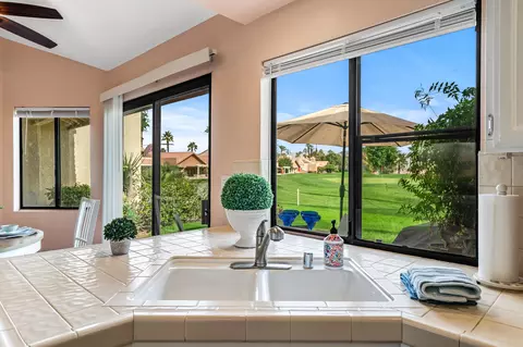 Kitchen - 42872 Scirocco Rd, Palm Desert, CA 92211 photo 3 of 3