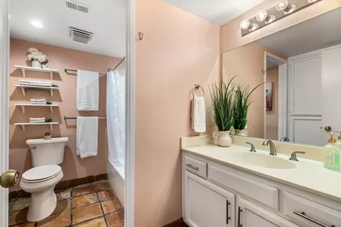 Bath - 42872 Scirocco Rd, Palm Desert, CA 92211 photo 1 of 3