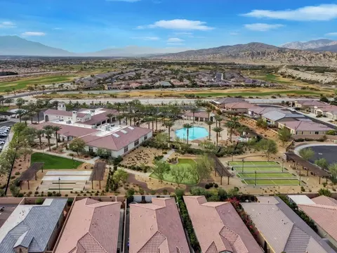 View/Area - 85647 Veneto Ln, Indio, CA 92203 photo 6 of 16