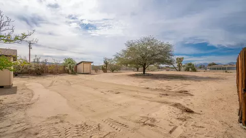 Exterior - 7390 Camarilla Ave, Yucca Valley, CA 92284 photo 20 of 20