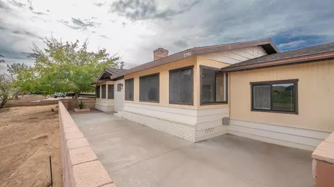 Exterior - 7390 Camarilla Ave, Yucca Valley, CA 92284 photo 7 of 20