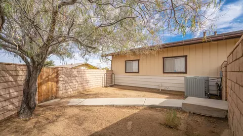 Exterior - 7390 Camarilla Ave, Yucca Valley, CA 92284 photo 10 of 20