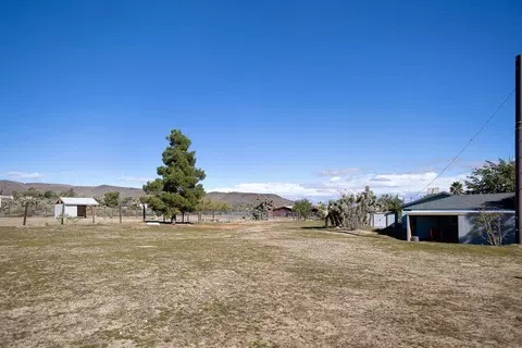 Exterior - 5134 Mormon Ave, Yucca Valley, CA 92284 photo 13 of 14