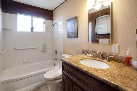 Bath - 5134 Mormon Ave, Yucca Valley, CA 92284 photo 3 of 3