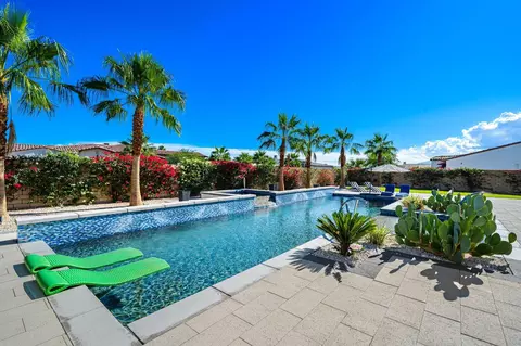 81584 Merv Griffin Way, La Quinta, CA 92253