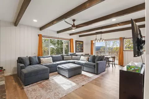 1294 Kodiak Dr, Lake Arrowhead, CA 92352 photo 9