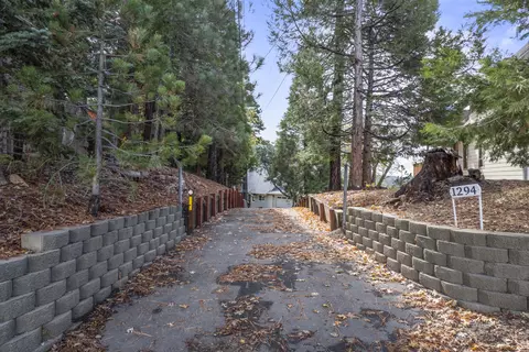 1294 Kodiak Dr, Lake Arrowhead, CA 92352 photo 36
