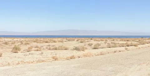 790 Kahoolawe Ave, Thermal, CA 92274 photo 2