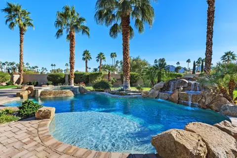77869 Desert Dr, La Quinta, CA 92253