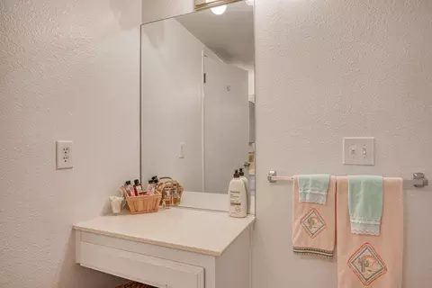 Bath - 49211 Douglas St, Indio, CA 92201 photo 4 of 4
