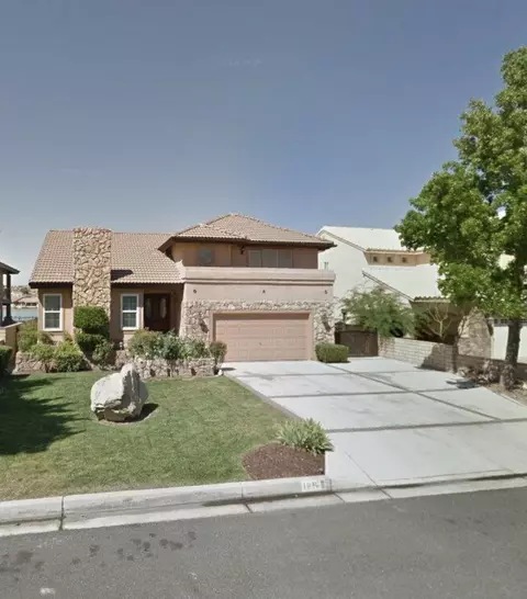 18125 Harbor Drive Dr, Victorville, CA 92395