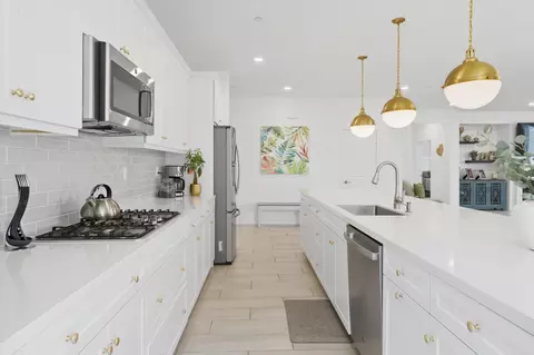 Kitchen - 40340 Vivaldi Ct, Indio, CA 92203 photo 2 of 3