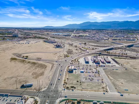 View/Area - 43820 Cape Cod Ct, Indio, CA 92203 photo 8 of 13