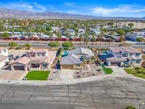 View/Area - 43820 Cape Cod Ct, Indio, CA 92203 photo 3 of 13