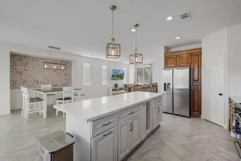 Kitchen - 43820 Cape Cod Ct, Indio, CA 92203 photo 5 of 6